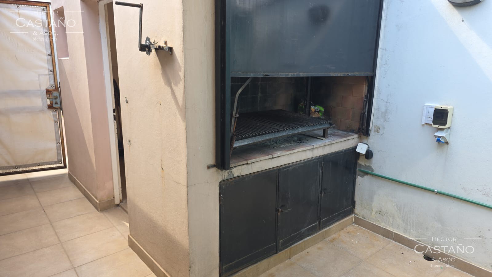 PH USO PROFESIONAL o VIVIENDA, CON JARDIN Y 2 DORMITORIOS