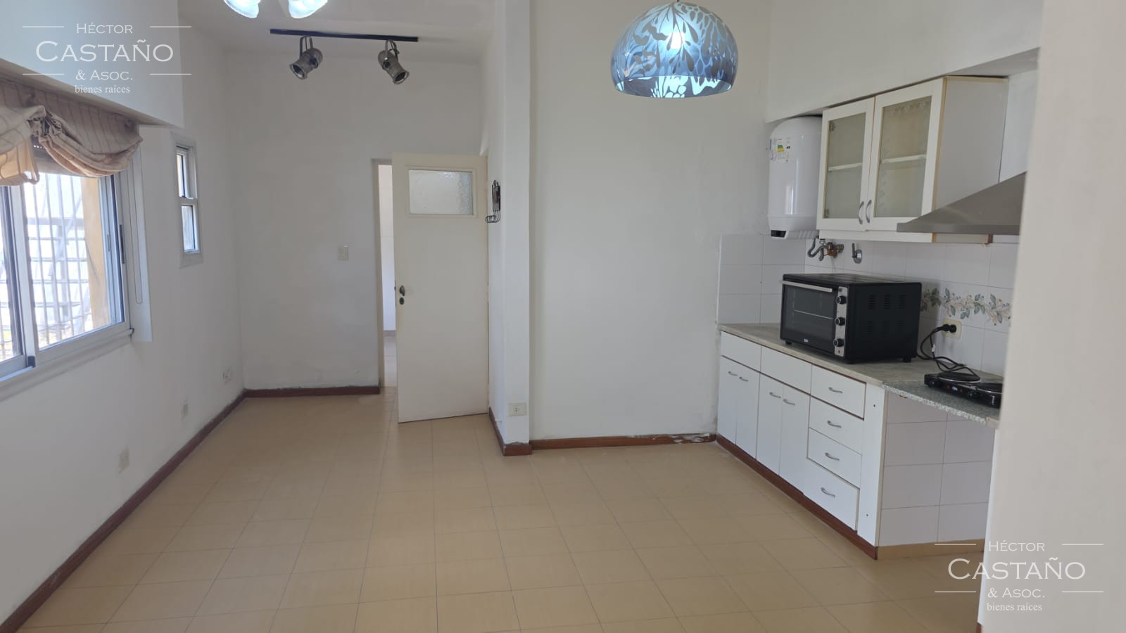 PH USO PROFESIONAL o VIVIENDA, CON JARDIN Y 2 DORMITORIOS