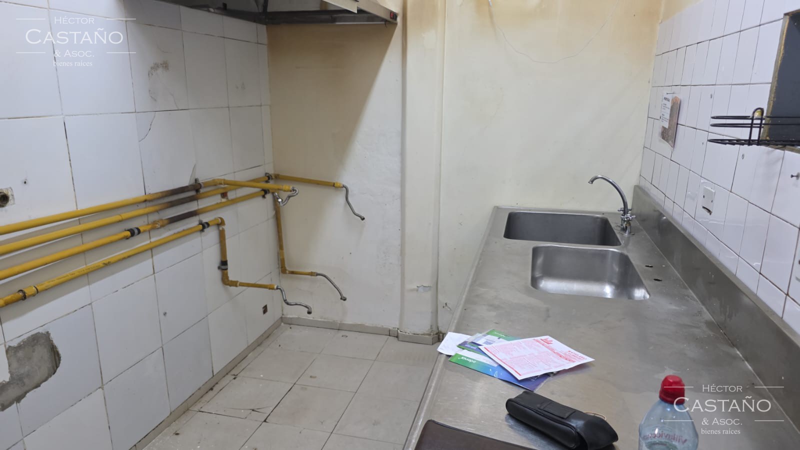 Local en venta en vicente lopez - Vías al río -  35m2 aprox (Copia)