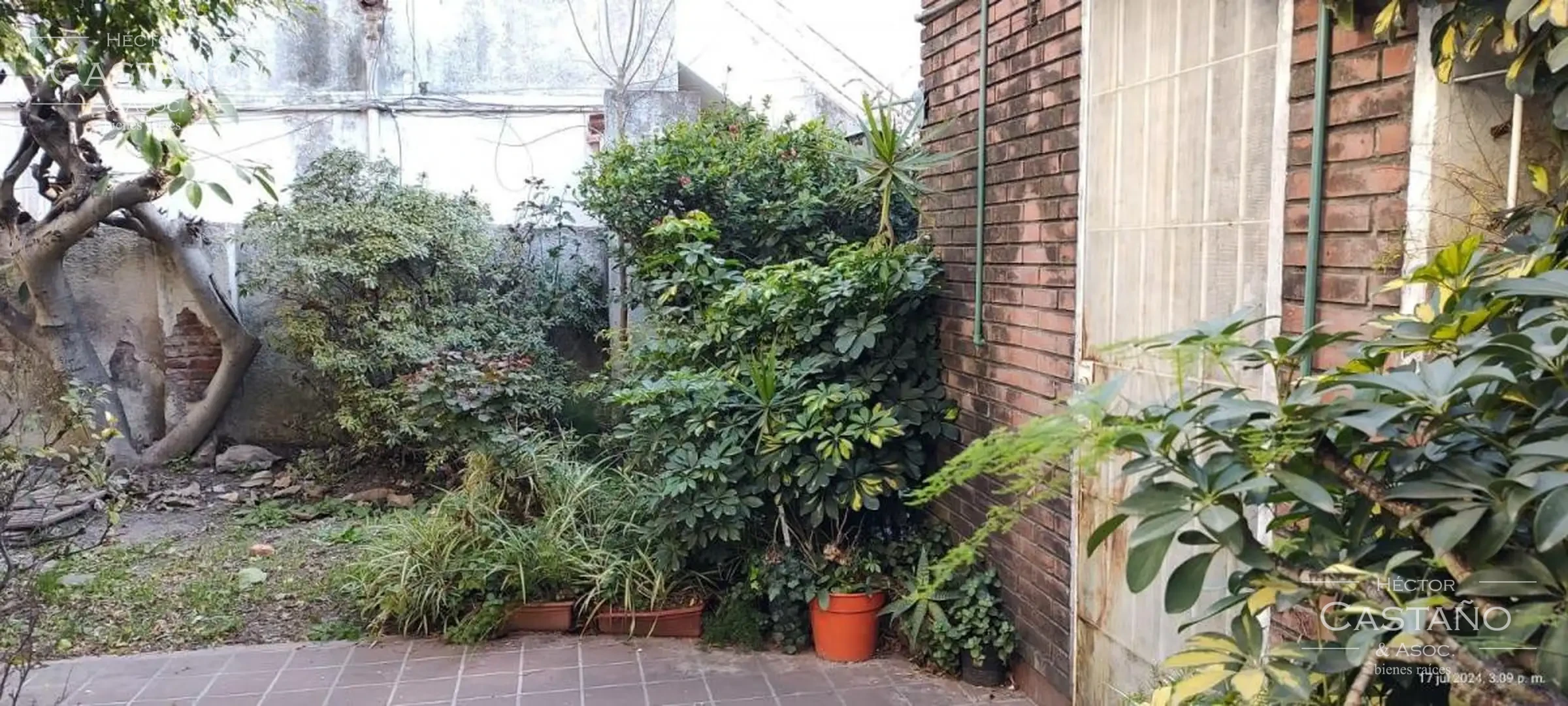 Chalet En Venta En Excelente Zona De Florida | 6 Ambientes, 2 Cocheras Y Apto Crédito