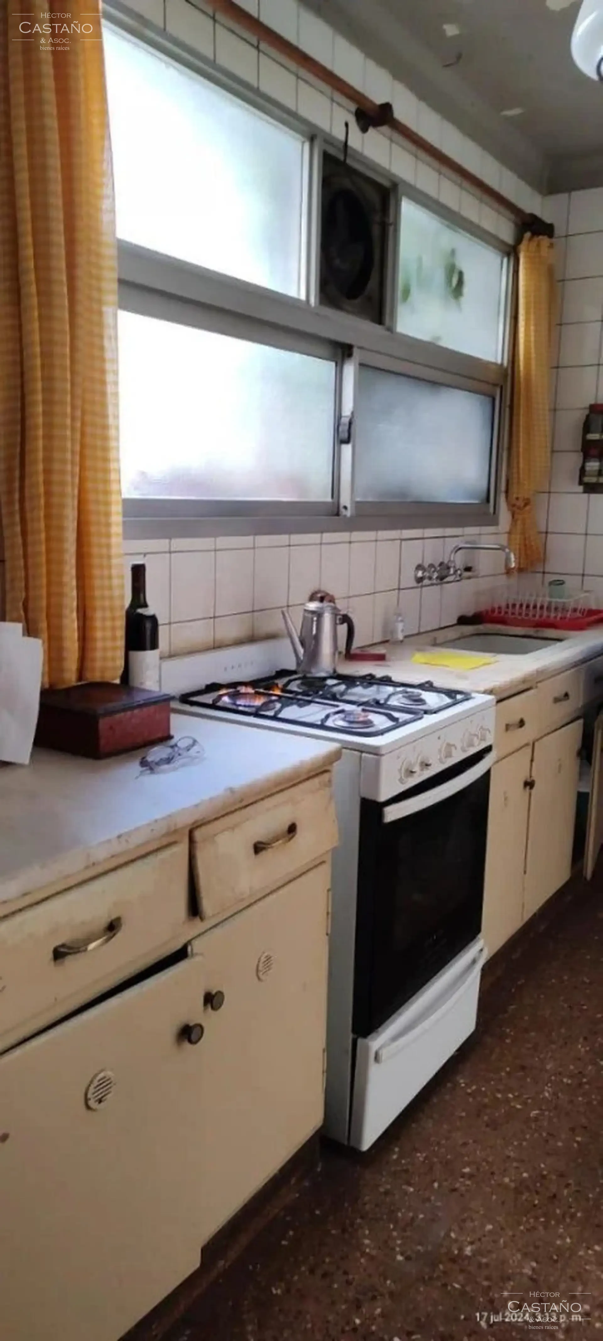 Chalet En Venta En Excelente Zona De Florida | 6 Ambientes, 2 Cocheras Y Apto Crédito